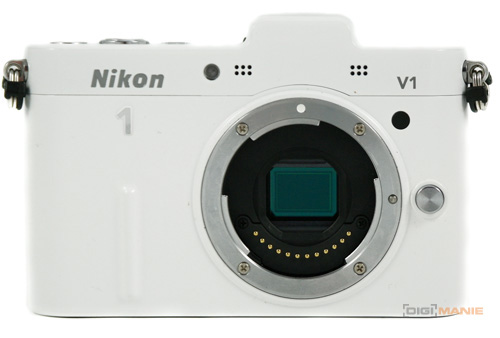 Nikon 1 V1: rychlejší než blesk