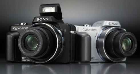 Sony Cyber-Shot DSC-H10: Rodinný ultrazoom
