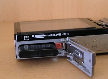 SP-700: Automat s obrovským displejem