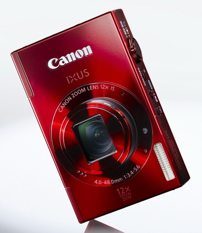 Malý kapesní ultrazoom Canon IXUS 500 HS