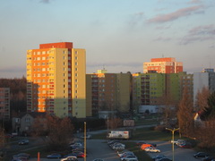 Canon IXUS 200 IS: poprvé dotykově