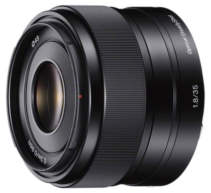 Pevný objektiv Sony E 35mm F1,8 OSS