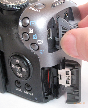 Canon PowerShot SX1 IS vs. SX10 IS: souboj CMOS a CCD