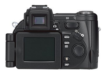 Další osmimegapixel, tentokrát od Nikonu