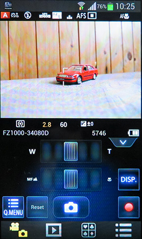 Panasonic Lumix FZ1000: legenda je zpátky