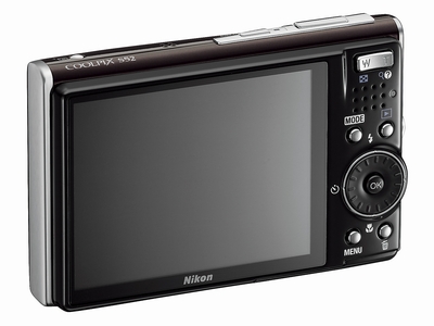 Nikon uvádí nové kompakty Coolpix S52 a S52c se zabudovaným Wi-Fi připojením