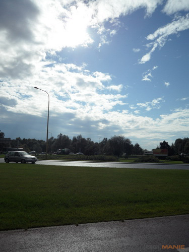 Samsung WB210: dotkněte se 21 milimetrů!