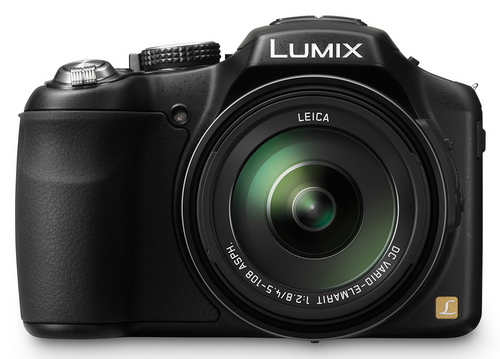 Ultrazoom Panasonic Lumix FZ200 s konstantní světelností F2,8!