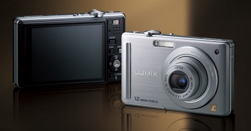 Panasonic Lumix FS25 s 5× optickým zoomem již od 29 mm