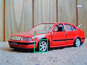 Nikon Coolpix S8200: kapesní mikroskop