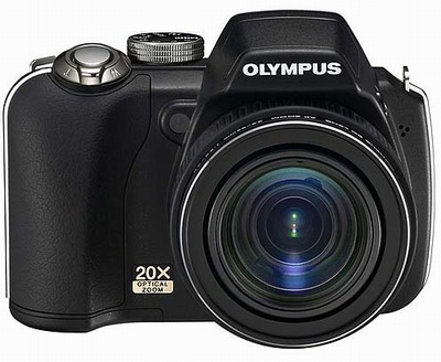 Olympus zmenšuje: SP-565 UZ s 20× zoomem