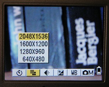 Kyocera Finecam L3V: 2,5" LCD displej!