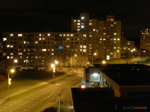 Olympus FE-370: stabilní zoom za hubičku