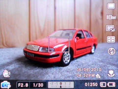 Samsung WB2000: stylová bomba