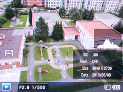 Samsung WB2000: stylová bomba