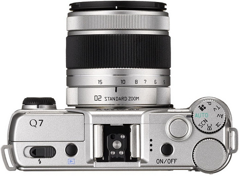 Pentax Q7 dostal větší 1/1,7" senzor