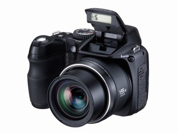 Ultrazoomy - 3. díl: Aktuální nabídka Canon - Leica