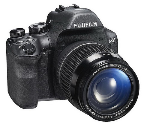 Ultrazoom snů Fujifilm X-S1 a potvrzení CSC fotoaparátu