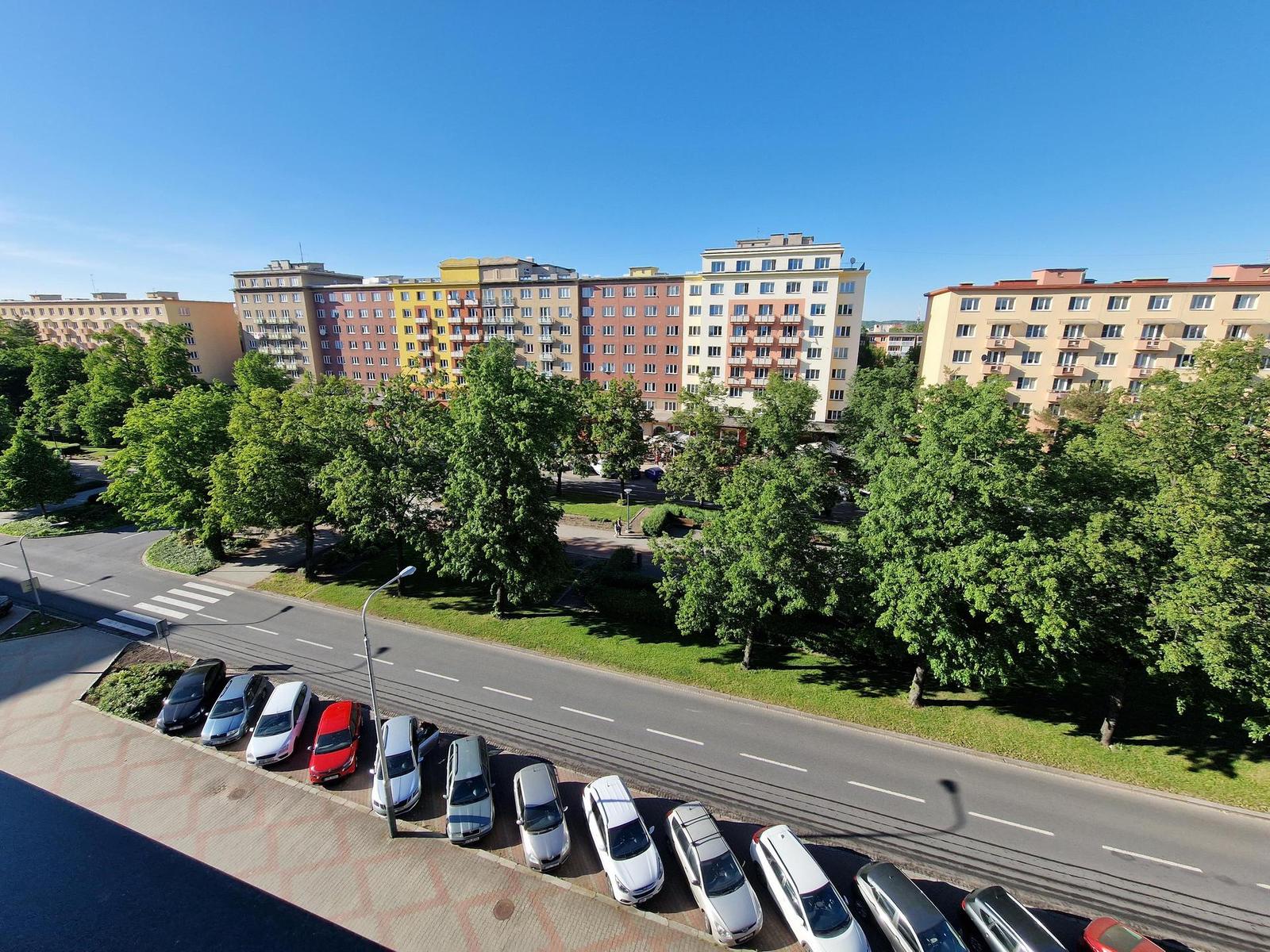 Samsung Galaxy S22 Ultra: pětioký fotografický král?