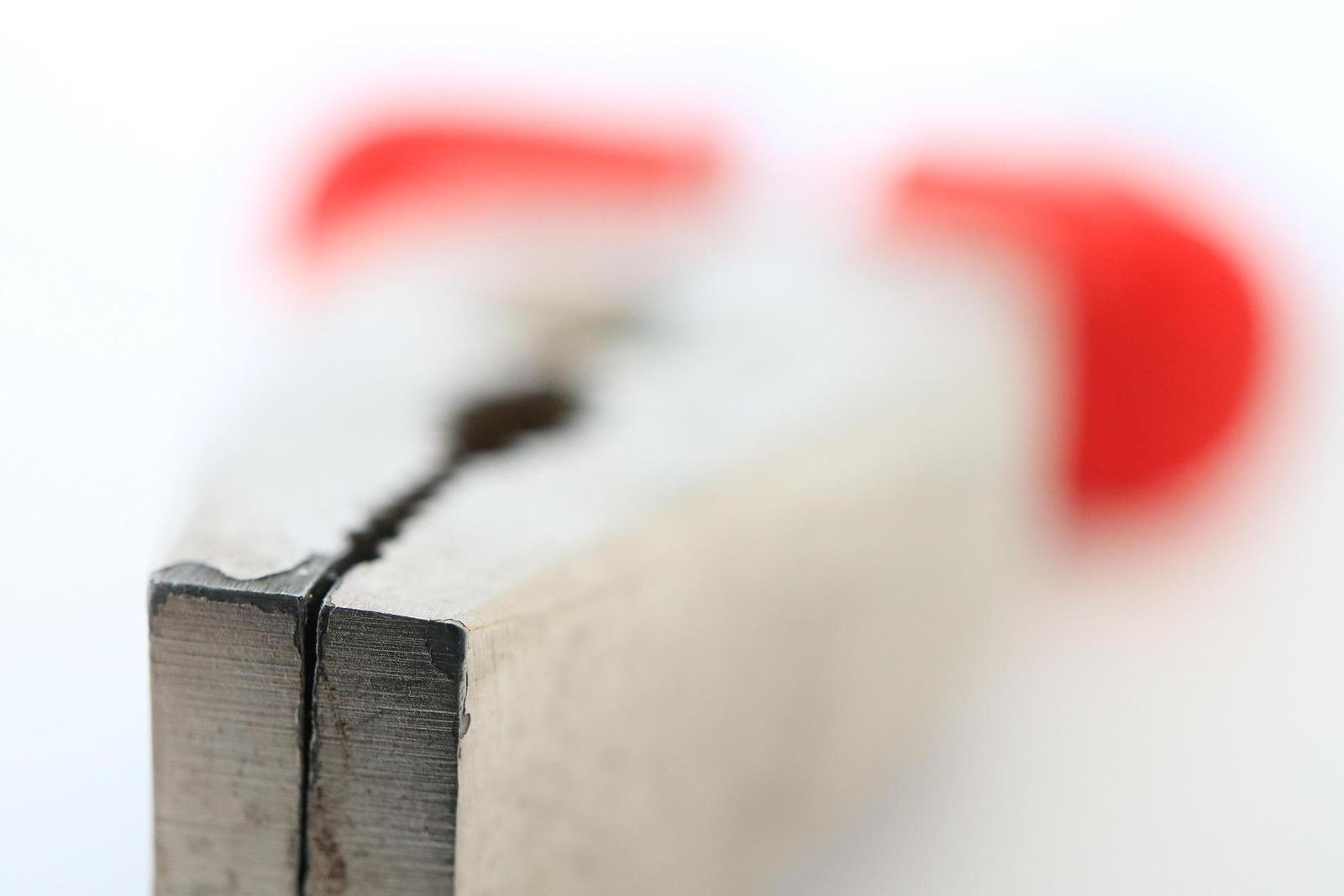 Canon EF-M 28mm f/3.5 Macro IS STM