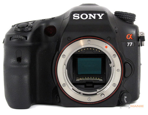 Sony SLT-A77: megapixelový přeborník