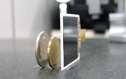 LCD displej LG s tloušťkou 1,48 mm