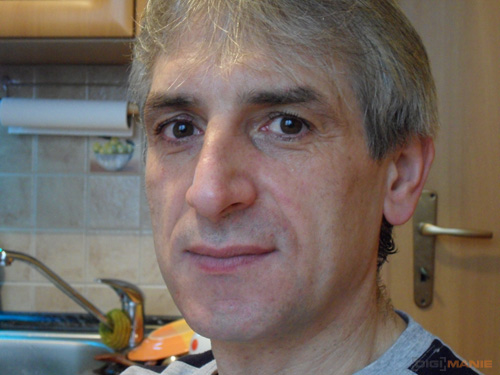 Samsung ST550: jedno LCD nestačí