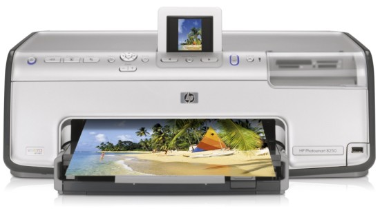 HP Photosmart 8250 - Nové technologie a stálejší barvy