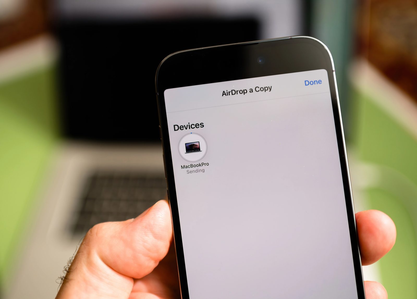 Samsung Galaxy S26 dostává podporu AirDrop do funkce Quick Share