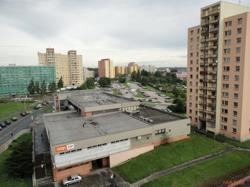 Sony Cyber-shot W350: šikovný prcek