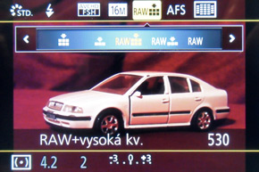 Panasonic Lumix FZ72: nejširší i nejdelší