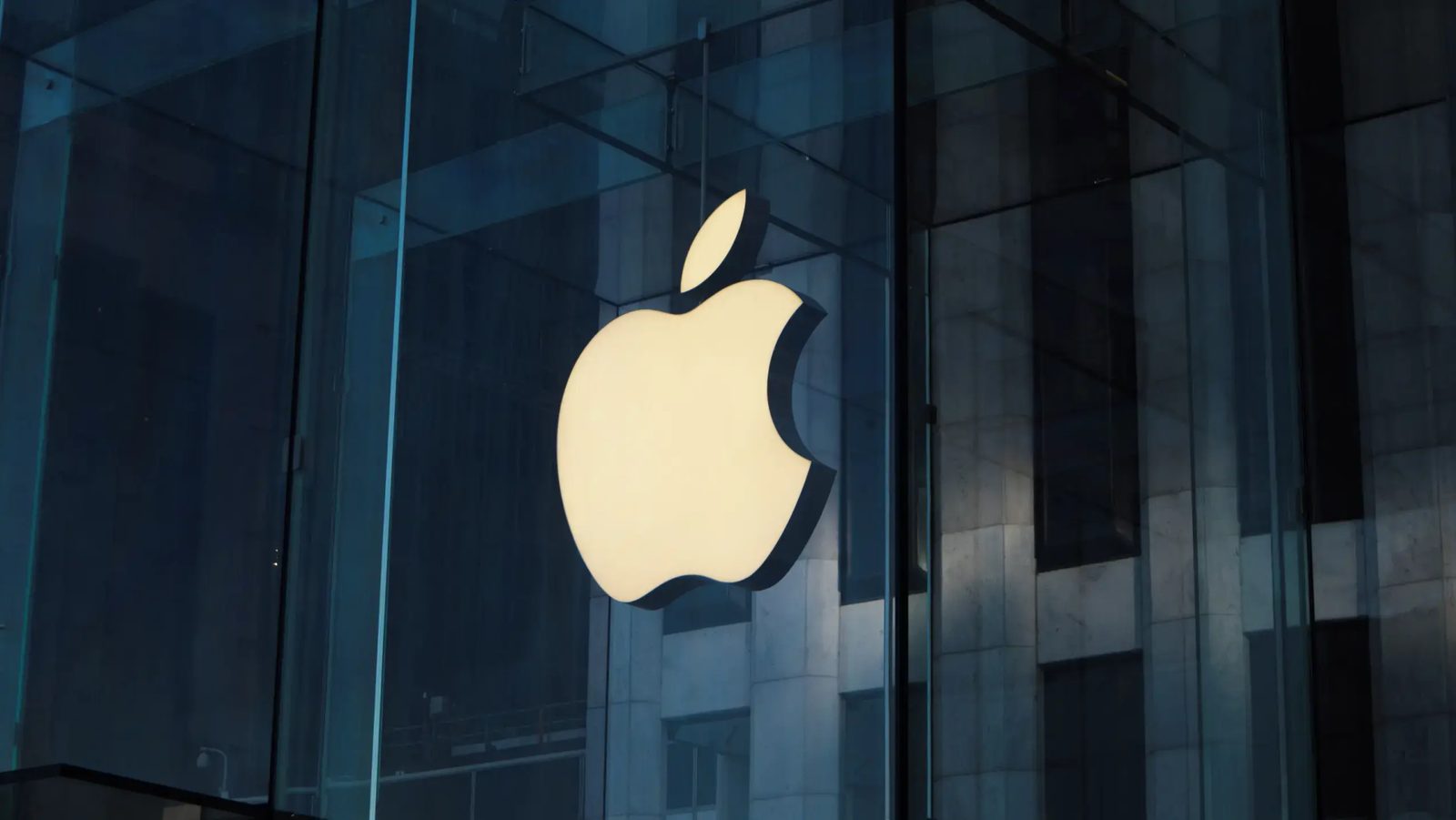 Ohebný iPhone Fold údajně dostane 3D tištěný pant