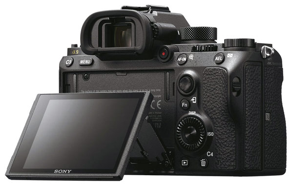 Sony A9 dostává 24MPx BSI full frame čip a 20fps snímání