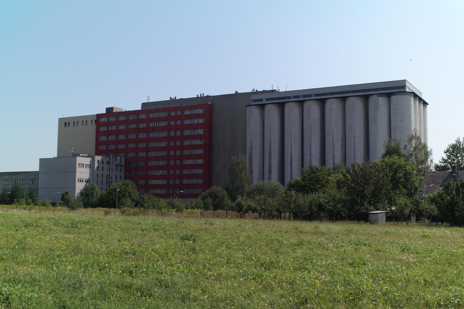 Olympus OM Zuiko 28mm f/2.8 (OM)