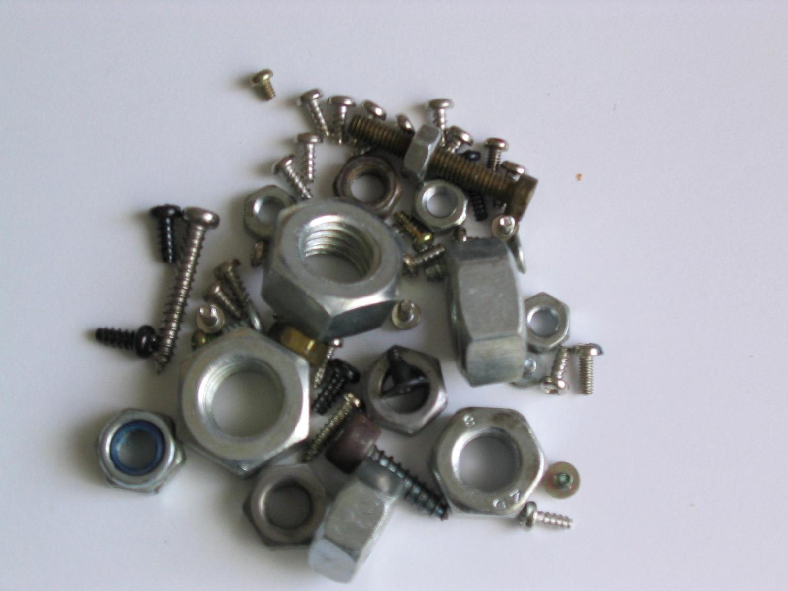 Canon Digital Ixus II: miniatura do kapsy