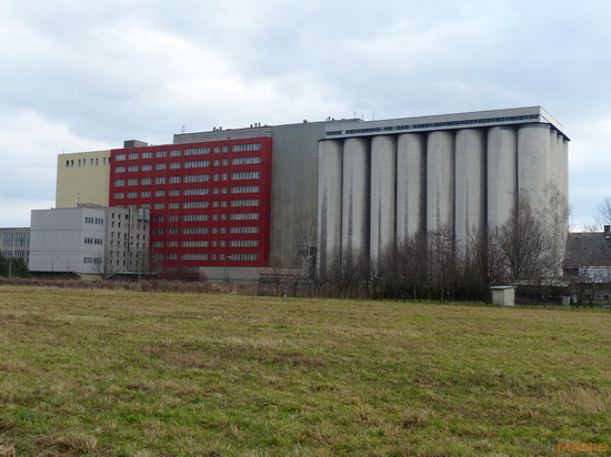 Panasonic Lumix FZ200: ultrazoomové překvapení roku