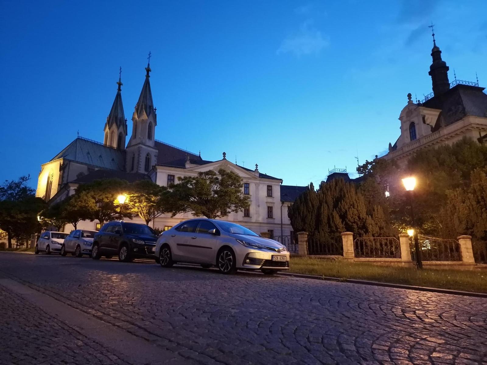 Samsung Galaxy S22 Ultra: pětioký fotografický král?