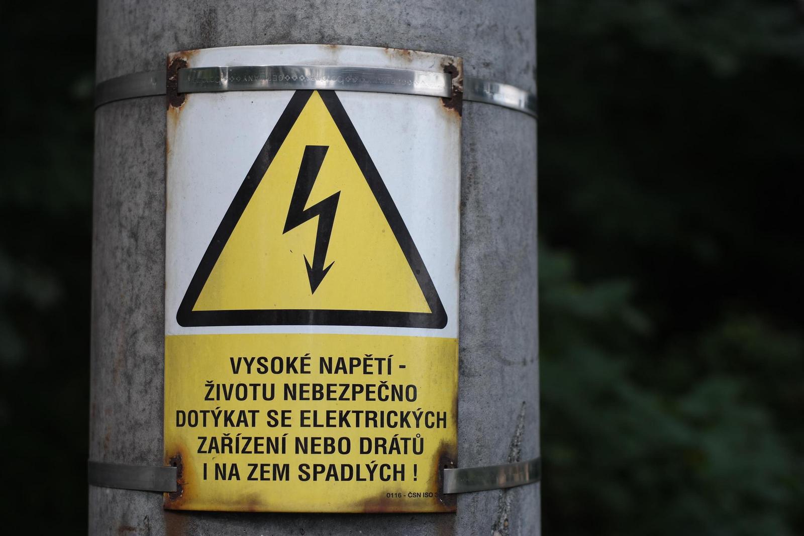 Olympus OM G.Zuiko 50mm f/1.4 "silver-nose"