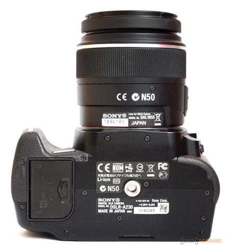 Sony Alpha A230: nejlevnější z nového trojlístku