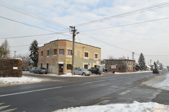 Nikon D3200: poněkud okatý low-end