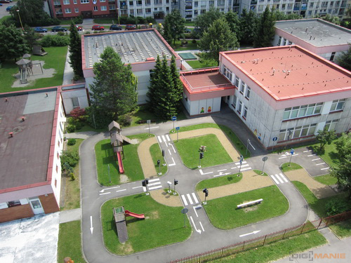 Canon IXUS 300 HS: superstylovka i pro náročné