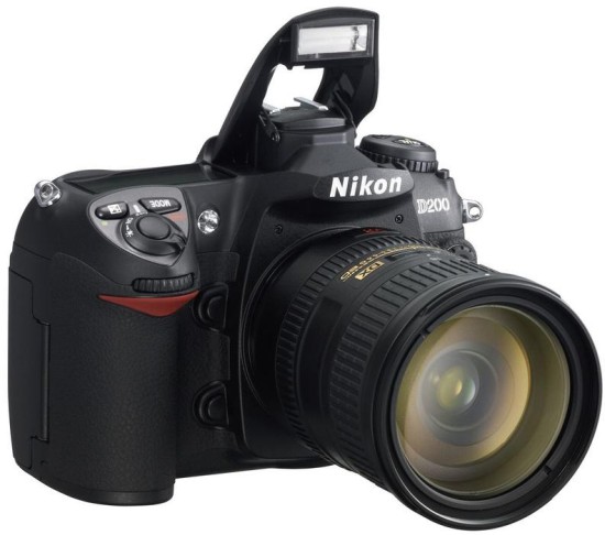 Nikon D200: Pro pokročilé amatéry i profesionály