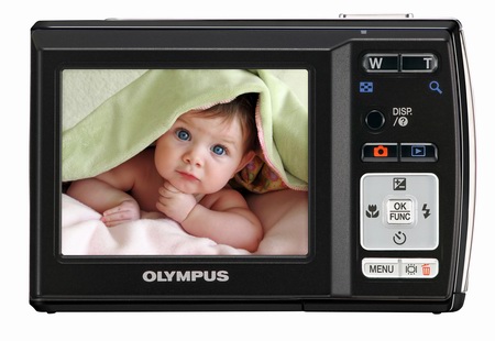 Olympus uvedl nové kompakty řady FE