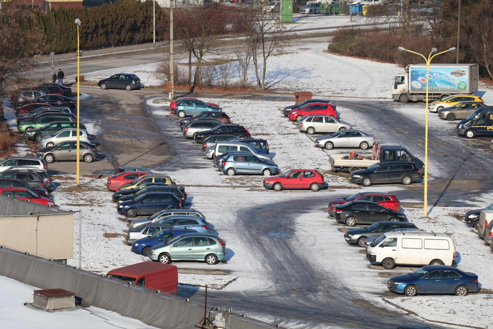 Canon EF-S 18-135mm f/3.5-5.6 IS Nano USM