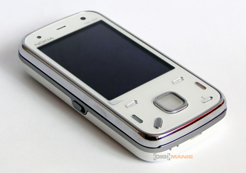 Nokia N86 8MP: s objektivem od profíka