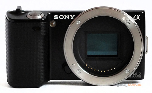 Sony NEX-5: netradiční minimalista