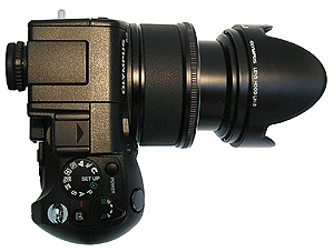 Olympus Camedia C-8080: Šlechtic mezi vyšší třídou