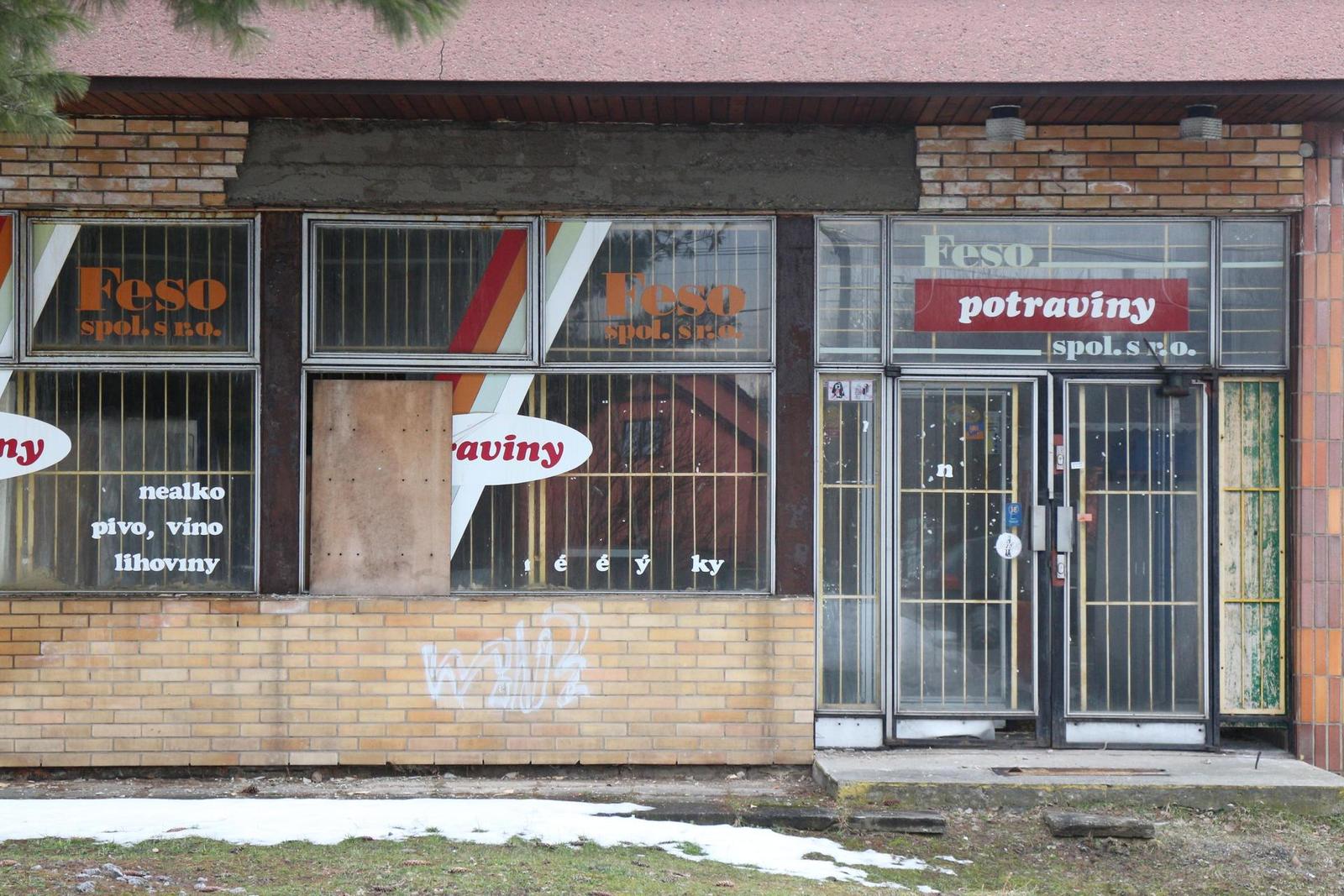 Canon EOS M: první pokus