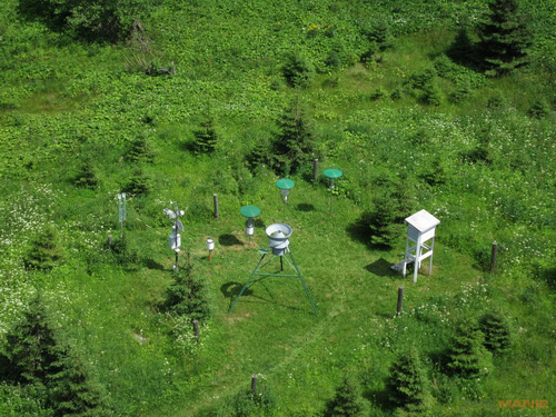 Canon IXUS 300 HS: superstylovka i pro náročné