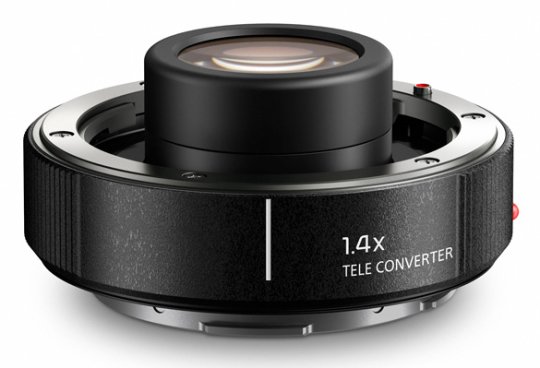 Panasonic přichází s 1,4× a 2,0× telekonvertory pro FF